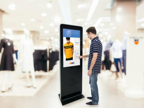 Digital signage & Kiosks